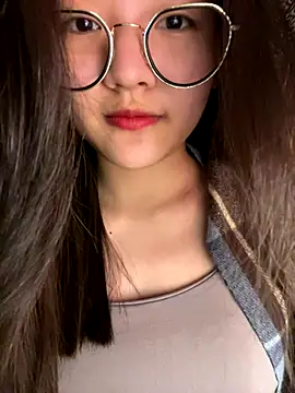 Krixxi22 online show from September 25, 2025, 2:34 pm