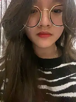 Krixxi22 online show from February 20, 2025, 3:30 pm