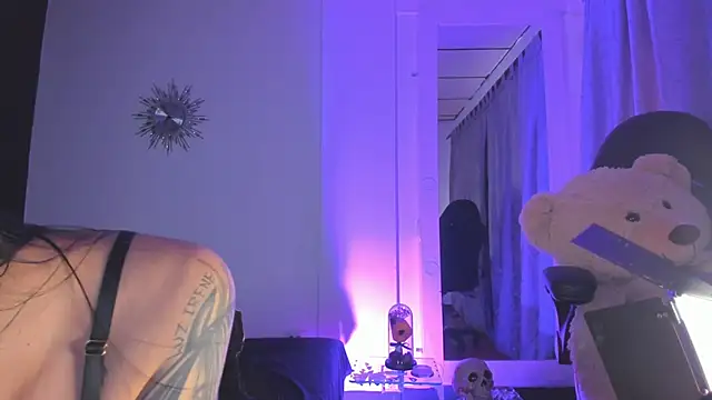 sam carsonx online show from November 11, 2025, 8:36 pm