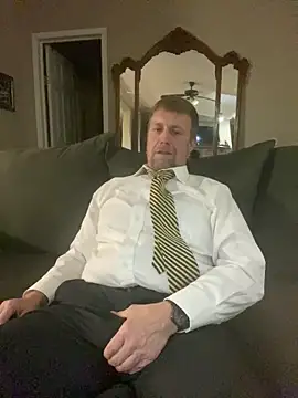 Realybigdill online show from April 14, 2026, 1:10 am