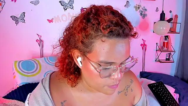 Snapshot of monicabbw_ chatting on September 30, 2025, 12:27 am monicabbw online show from September 30, 2025, 12:27 am