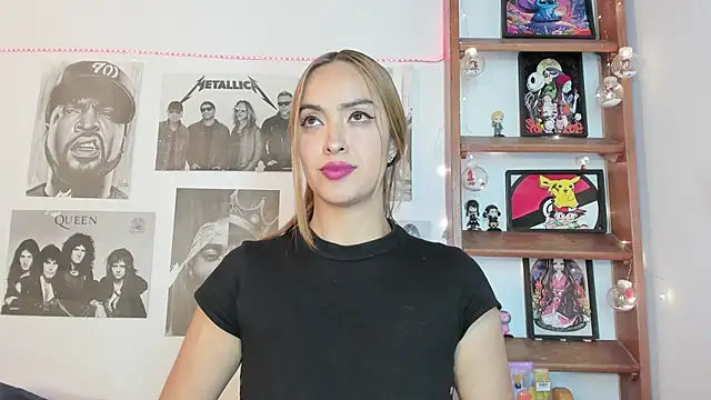 Meowlody online show from March 15, 2025, 4:57 am