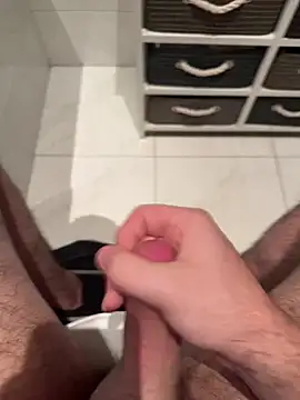 Snapshot of Deralboaus01 chatting on January 16, 2025, 8:54 am Deralboaus01 online show from January 16, 2025, 8:54 am