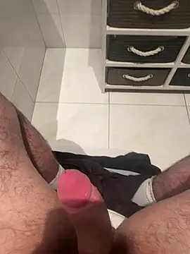 Snapshot of Deralboaus01 chatting on March 22, 2025, 12:49 am Deralboaus01 online show from March 22, 2025, 12:49 am