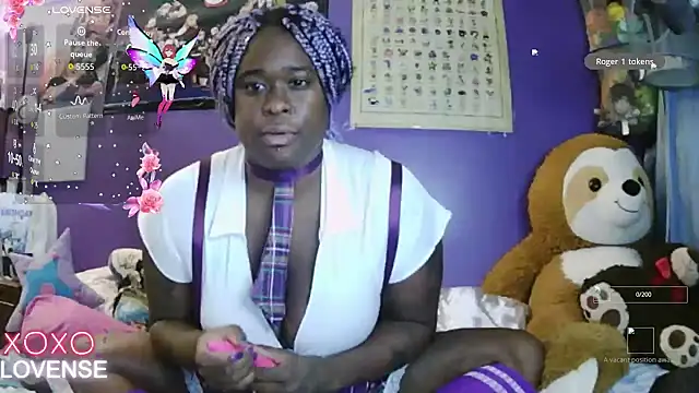 Snapshot of TentenCutiepie69xxx chatting on November 13, 2025, 3:32 am TentenCutiepie69xxx online show from November 13, 2025, 3:32 am