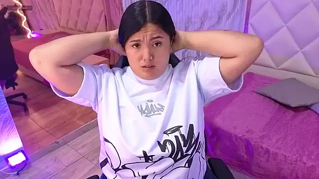 Snapshot of Mellani_tay chatting on January 7, 2026, 3:22 am Mellani tay online show from January 7, 2026, 3:22 am