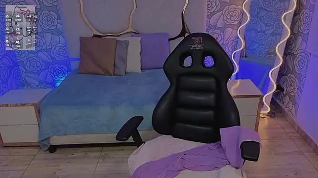 Snapshot of Mellani_tay chatting on December 16, 2025, 7:56 am Mellani tay online show from December 16, 2025, 7:56 am