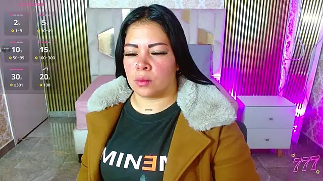 martinna tay online show from July 5, 2026, 3:11 am