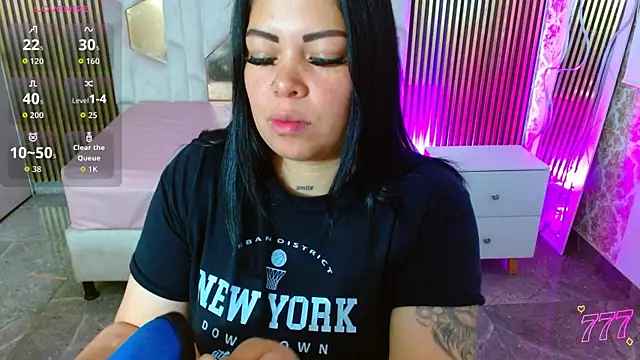 martinna tay online show from July 6, 2026, 3:24 am