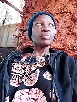 Snapshot of LOVELY-2BERRY chatting on October 11, 2025, 5:08 am LOVELY-2BERRY online show from October 11, 2025, 5:08 am