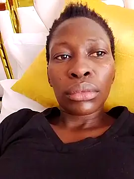 Snapshot of LOVELY-2BERRY chatting on September 15, 2025, 6:03 am LOVELY-2BERRY online show from September 15, 2025, 6:03 am