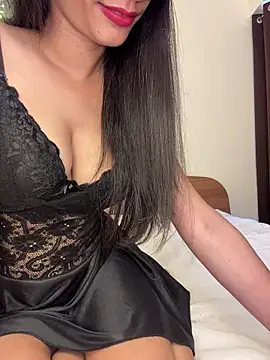 Snapshot of MAGIC_MATES chatting on February 2, 2026, 7:18 am MAGIC MATES online show from February 2, 2026, 7:18 am