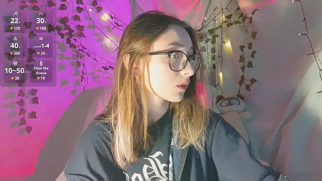 monlight  dana online show from December 7, 2024, 1:35 pm