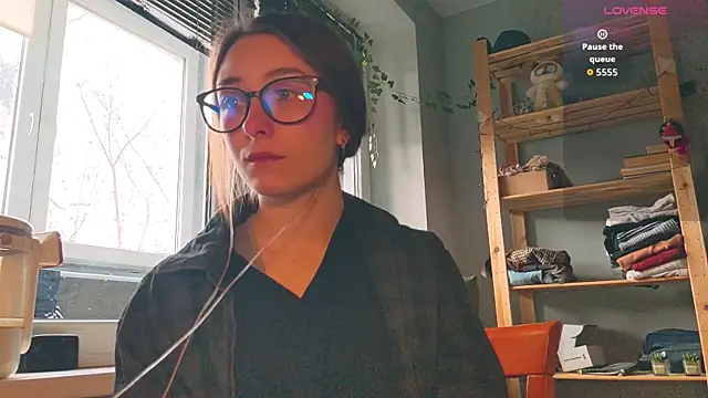 monlight  dana online show from April 9, 2026, 1:50 pm