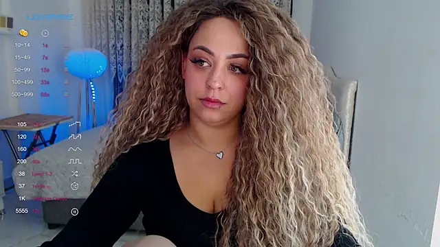  Just a queen 3 online show from December 4, 2025, 9:41 am