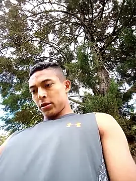 Demiansteven2 online show from October 16, 2025, 3:42 pm