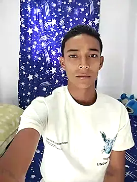 Snapshot of Demiansteven2 chatting on March 26, 2026, 7:12 pm Demiansteven2 online show from March 26, 2026, 7:12 pm