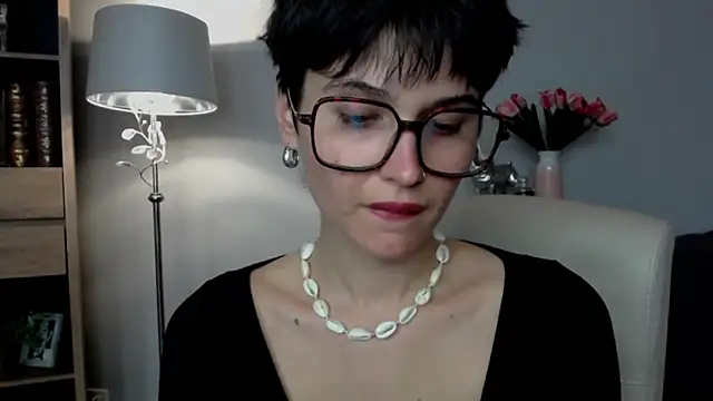 sarah perfect online show from March 15, 2026, 2:46 pm