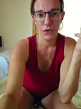 SpiceLea online show from July 18, 2026, 12:36 pm