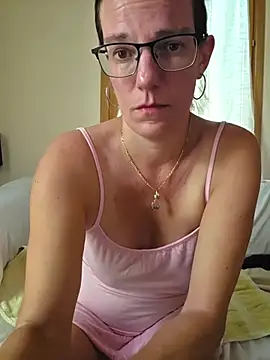SpiceLea online show from August 4, 2026, 11:48 am