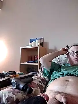 DARemo42O online show from February 9, 2025, 8:45 pm