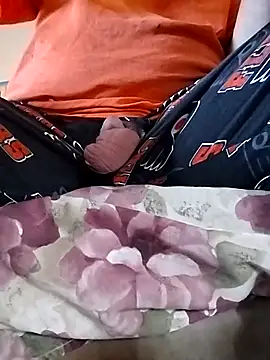 DARemo42O online show from November 2, 2025, 1:05 pm