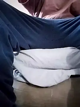 DARemo42O online show from December 8, 2024, 2:30 pm