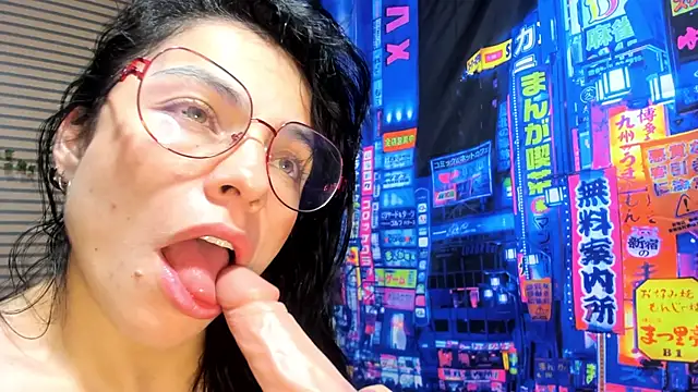 Snapshot of rosse_2504 chatting on March 4, 2025, 9:00 pm rosse 2504 online show from March 4, 2025, 9:00 pm