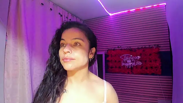 Snapshot of rosse_2504 chatting on September 28, 2025, 9:05 am rosse 2504 online show from September 28, 2025, 9:05 am
