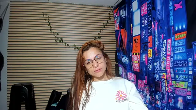 Snapshot of rosse_2504 chatting on March 1, 2025, 5:38 pm rosse 2504 online show from March 1, 2025, 5:38 pm