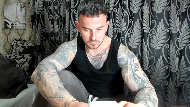 Snapshot of Jonmusclemaster chatting on March 13, 2026, 9:09 pm Jonmusclemaster online show from March 13, 2026, 9:09 pm