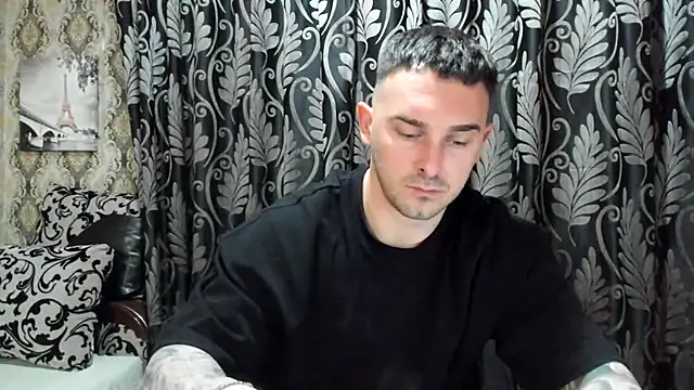 Snapshot of Jonmusclemaster chatting on March 21, 2026, 9:30 pm Jonmusclemaster online show from March 21, 2026, 9:30 pm