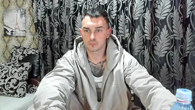 Snapshot of Jonmusclemaster chatting on March 20, 2026, 8:32 pm Jonmusclemaster online show from March 20, 2026, 8:32 pm