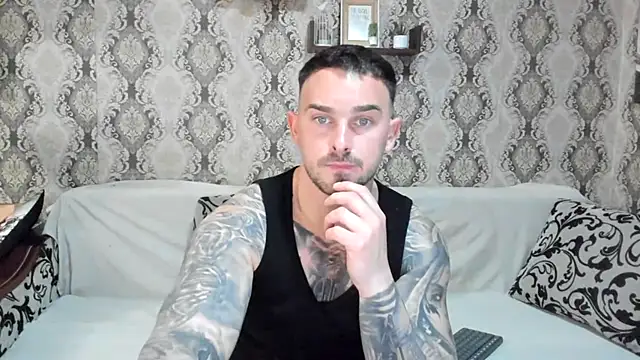 Snapshot of Jonmusclemaster chatting on April 9, 2026, 8:26 pm Jonmusclemaster online show from April 9, 2026, 8:26 pm