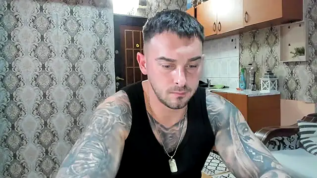 Jonmusclemaster online show from November 17, 2025, 8:24 pm