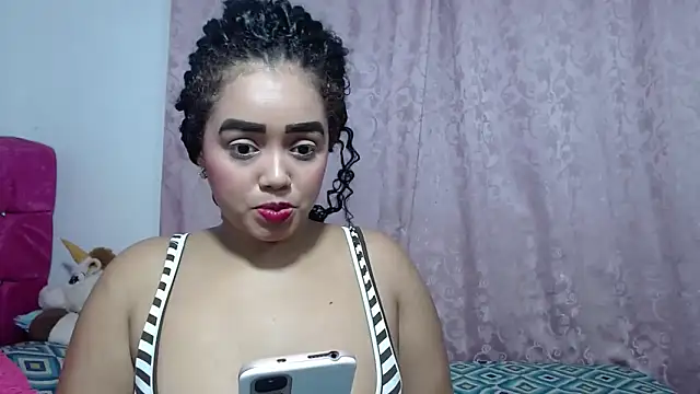 Snapshot of kiara_milf_ chatting on November 2, 2025, 12:26 am kiara milf online show from November 2, 2025, 12:26 am