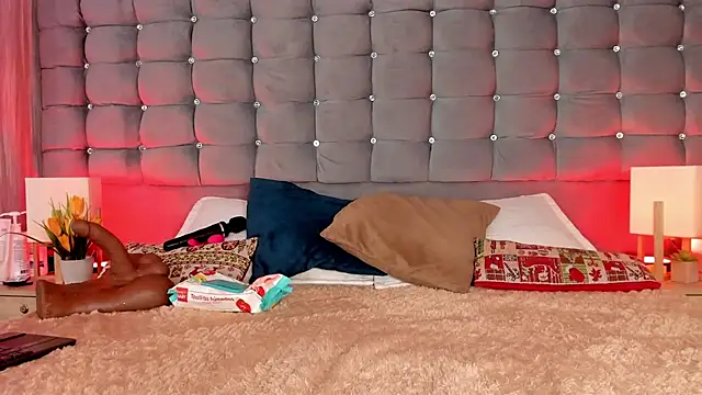 Poacahontasfg online show from February 4, 2026, 3:56 am