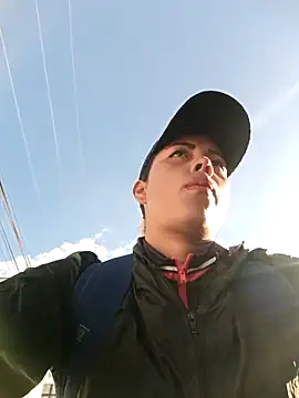  andrea30 online show from November 12, 2025, 11:47 am