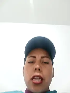  andrea30 online show from February 24, 2026, 11:44 am