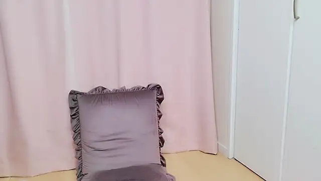 chat MIYU online show from December 9, 2024, 9:16 pm