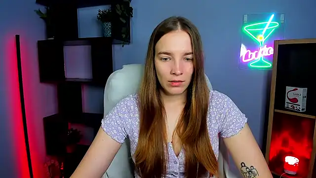 kenzie x online show from November 6, 2025, 7:34 am