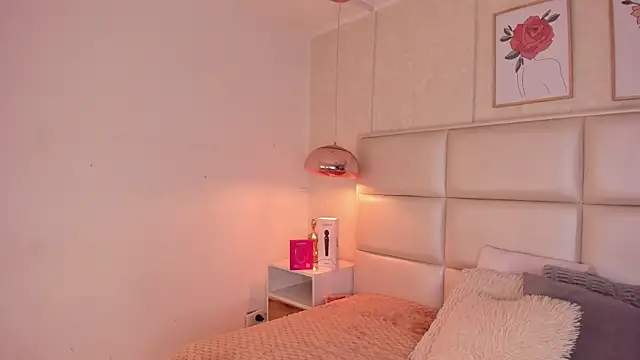 Aily Yozuko online show from March 4, 2026, 2:41 am