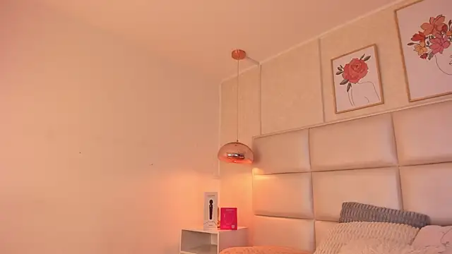 Snapshot of Aily_Yozuko chatting on January 15, 2026, 2:37 am Aily Yozuko online show from January 15, 2026, 2:37 am