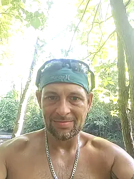 ROCKHARDDADDY86 online show from July 1, 2026, 1:44 pm