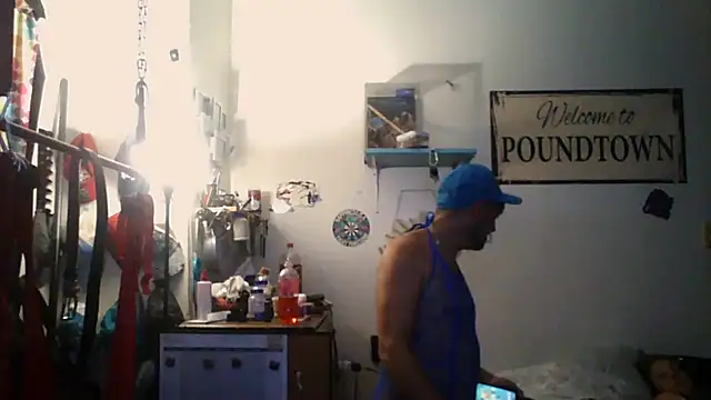 Snapshot of ROCKHARDDADDY86 chatting on June 14, 2026, 6:58 am ROCKHARDDADDY86 online show from June 14, 2026, 6:58 am