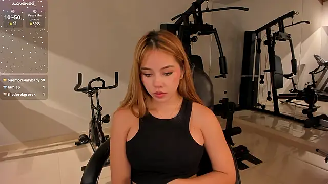 Snapshot of CarolineGraceX chatting on February 17, 2026, 10:56 am CarolineGraceX online show from February 17, 2026, 10:56 am