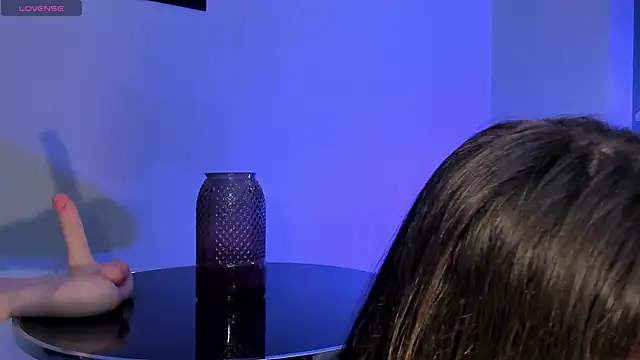 Snapshot of DonnaStonne chatting on March 8, 2025, 4:01 am DonnaStonne online show from March 8, 2025, 4:01 am