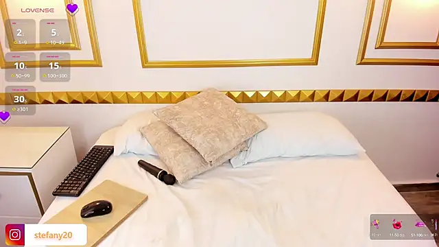 amor smith  online show from March 8, 2025, 9:06 am