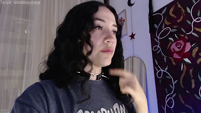 Snapshot of Tanya_WorldBondage chatting on September 15, 2025, 2:23 am Tanya WorldBondage online show from September 15, 2025, 2:23 am
