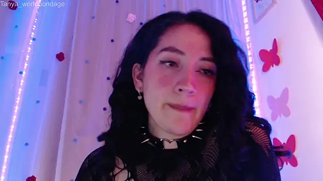 Snapshot of Tanya_WorldBondage chatting on March 6, 2026, 12:05 am Tanya WorldBondage online show from March 6, 2026, 12:05 am
